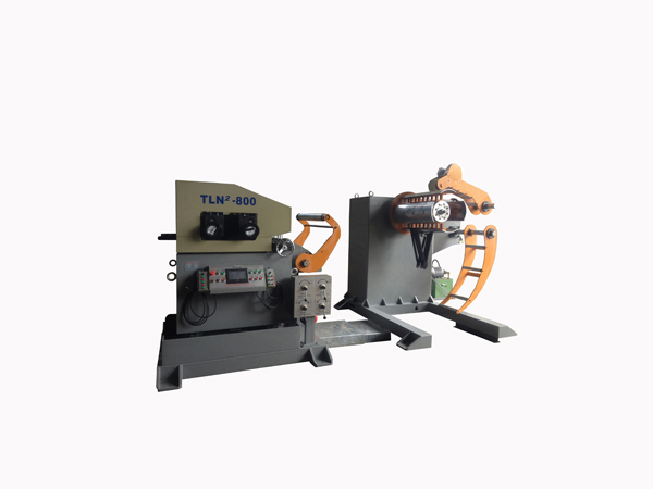 三機（jī）一體NC伺服料架矯正送料機（TLN1型）