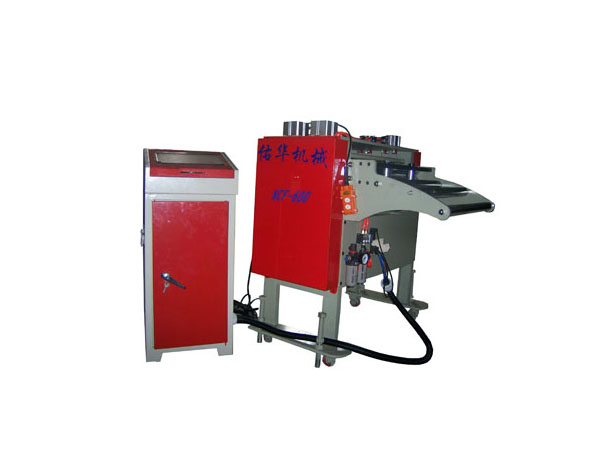 特（tè）殊落地厚板（bǎn）型NCF數控送料機