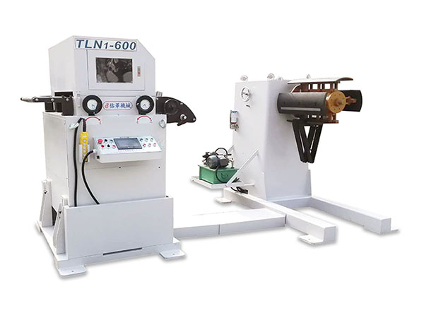 送（sòng）料機（jī）如何選擇伺服驅動器與不同機（jī）器送料不準的原因